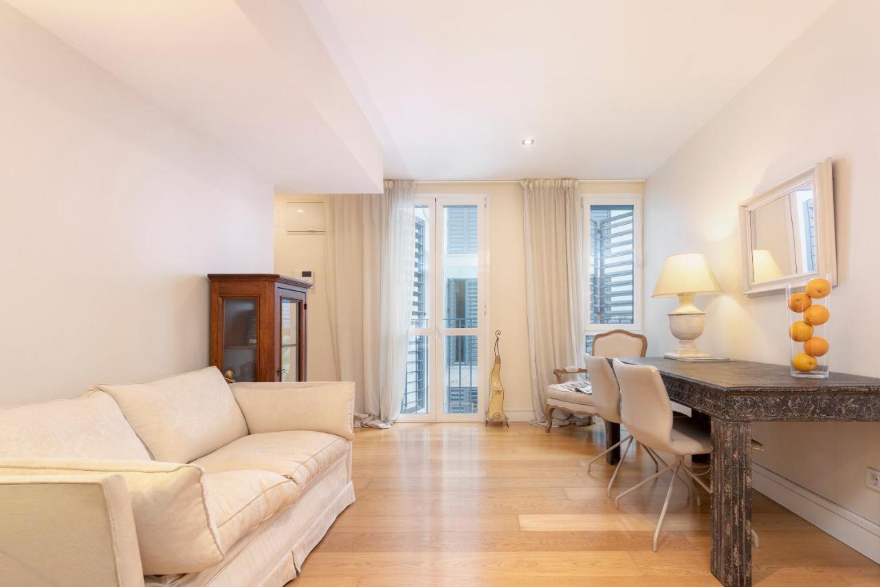 Acogedor Apartamento Junto A La Catedral By Rent Me มาลากา ภายนอก รูปภาพ