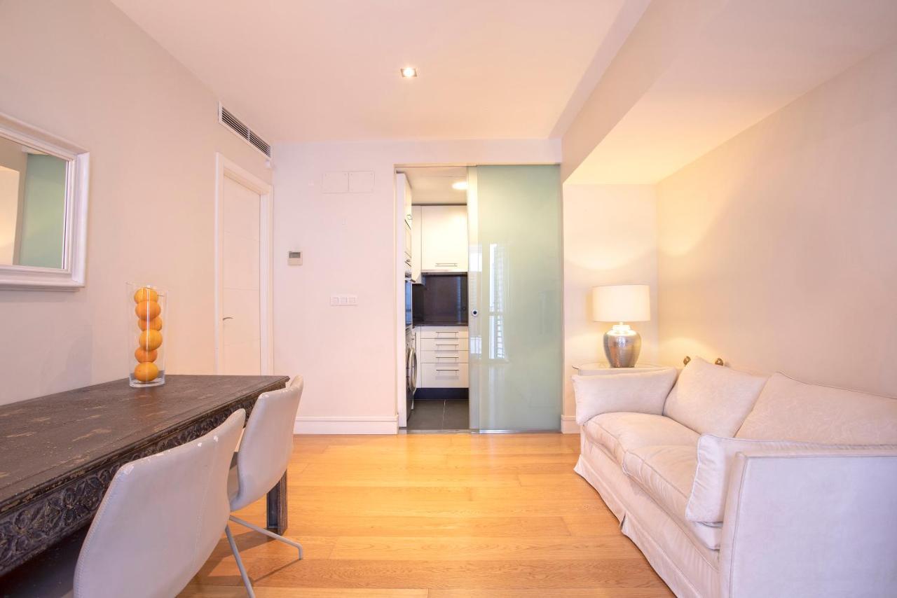 Acogedor Apartamento Junto A La Catedral By Rent Me มาลากา ภายนอก รูปภาพ