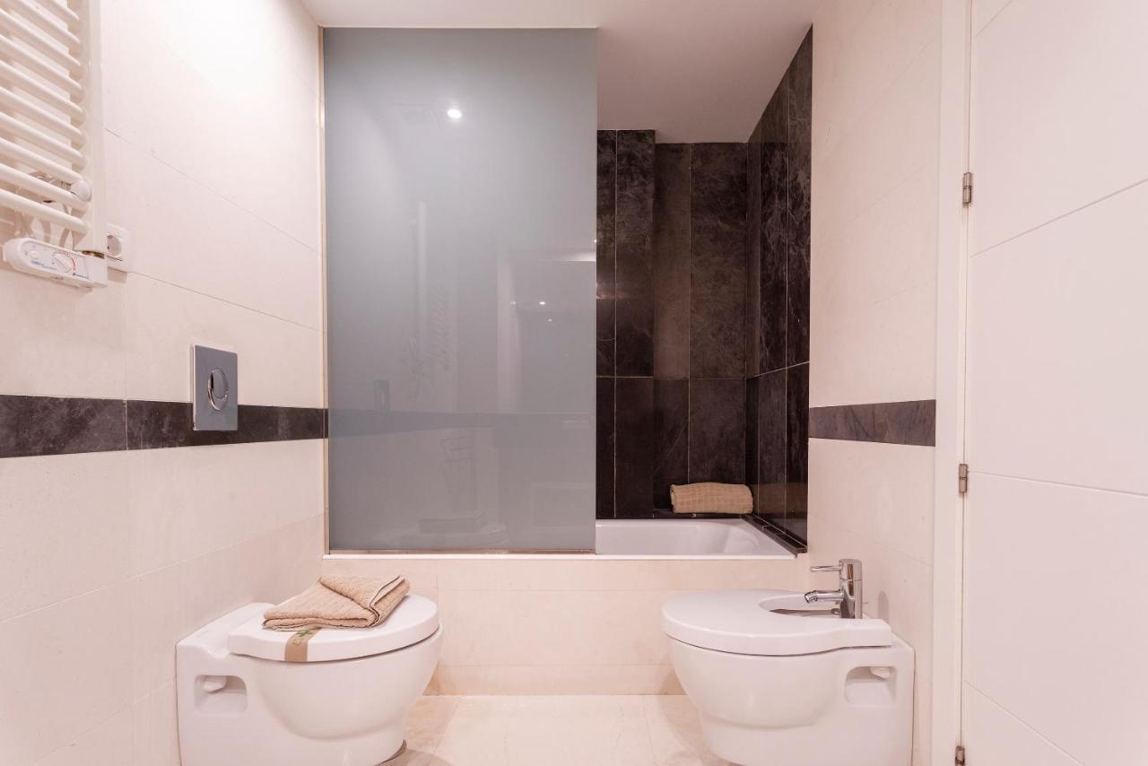 Acogedor Apartamento Junto A La Catedral By Rent Me มาลากา ภายนอก รูปภาพ